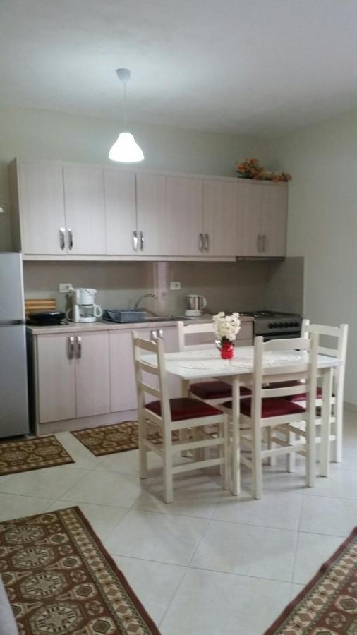 Christos Apartments Sarandë Eksteriør bilde