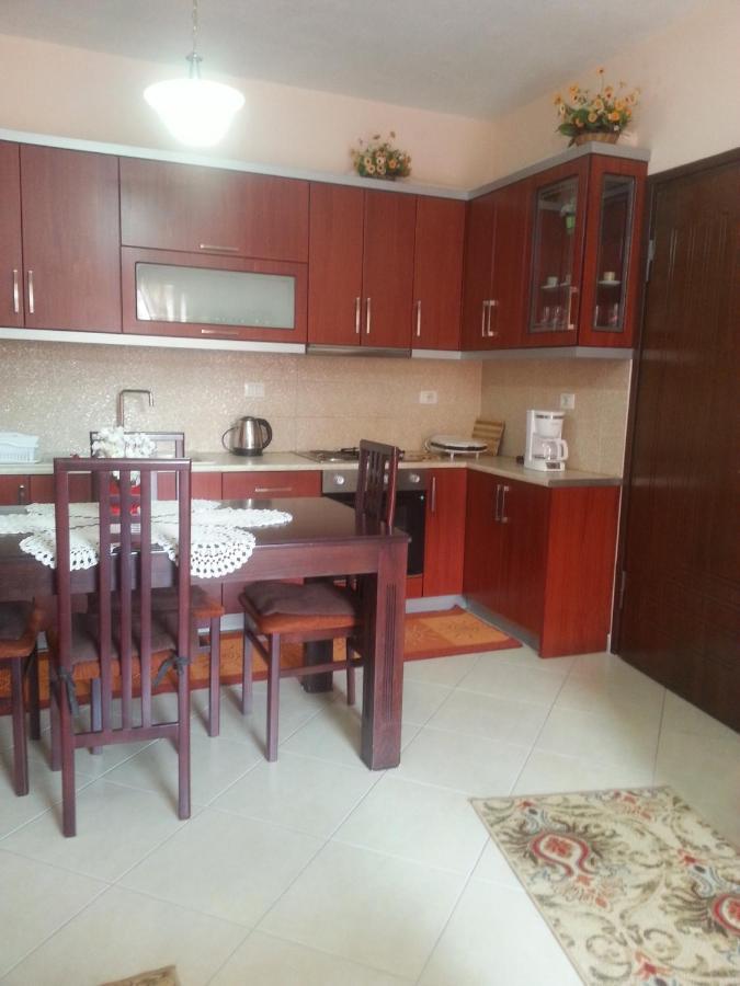 Christos Apartments Sarandë Eksteriør bilde