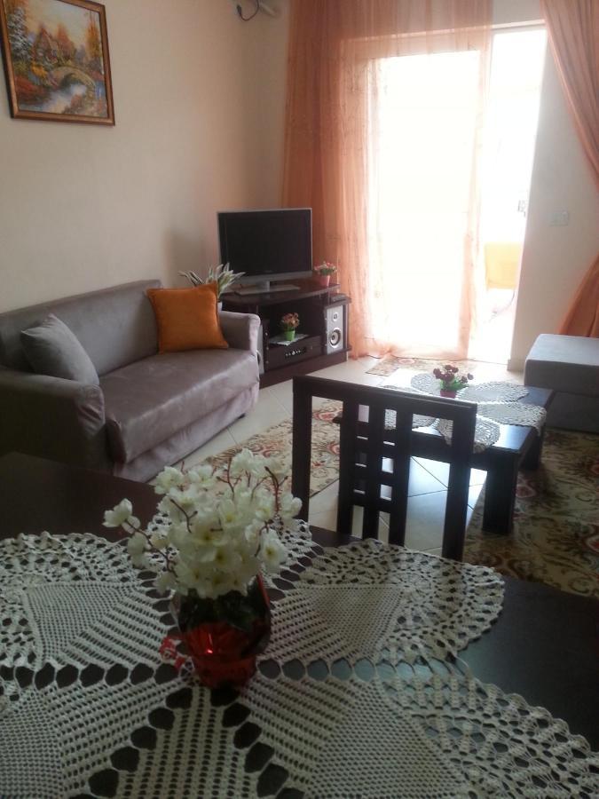 Christos Apartments Sarandë Eksteriør bilde